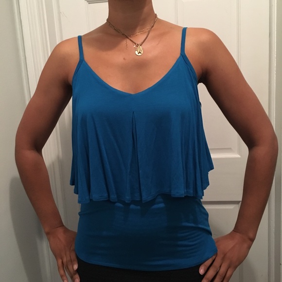 ✨ HP✨ Cold Shoulder Spaghetti-Sleeve Top - Picture 2 of 4